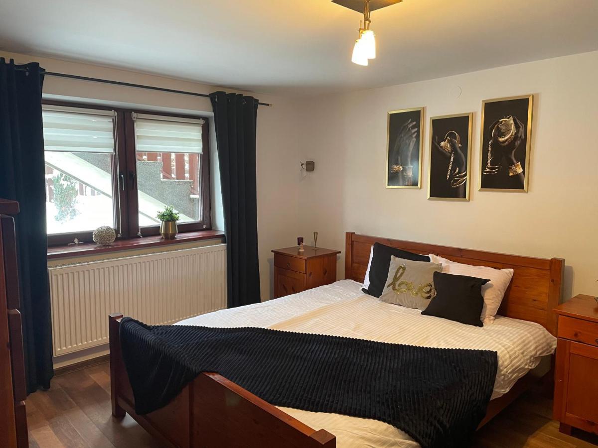 Apartamenty I Pokoje U Staszelow Poronin Exterior photo